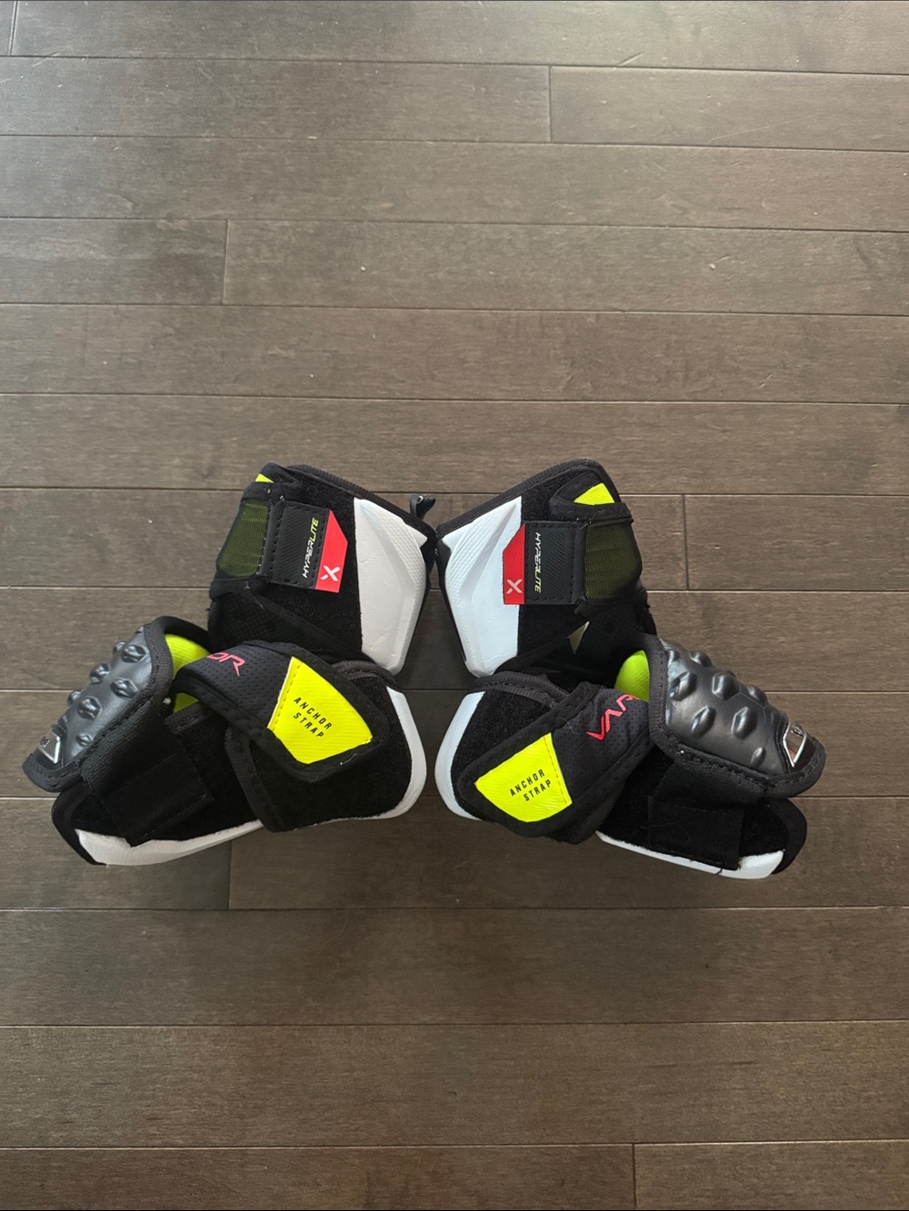 Bauer JUNIOR VAPOR HYPERLITE HOCKEY ELBOW PADS